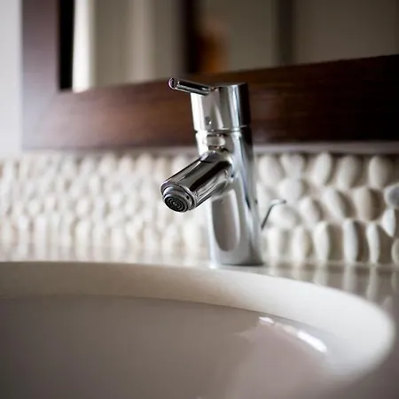 Anne De Bretagne فندق