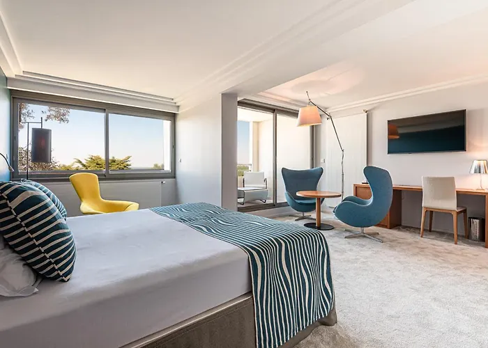 Anne De Bretagne Hotel 4*