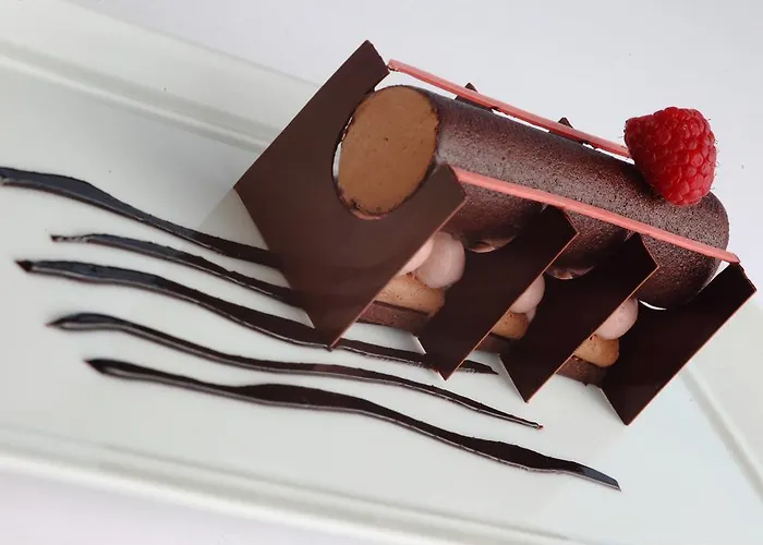 Anne De Bretagne Otel